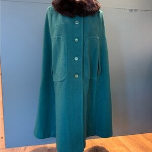 Elegant Teal Cape with Fur Collar